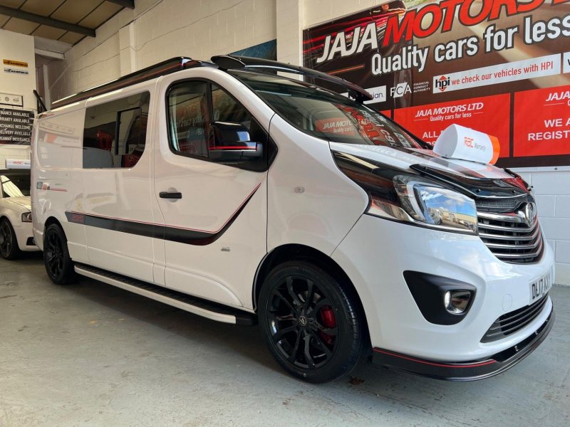 VAUXHALL VIVARO