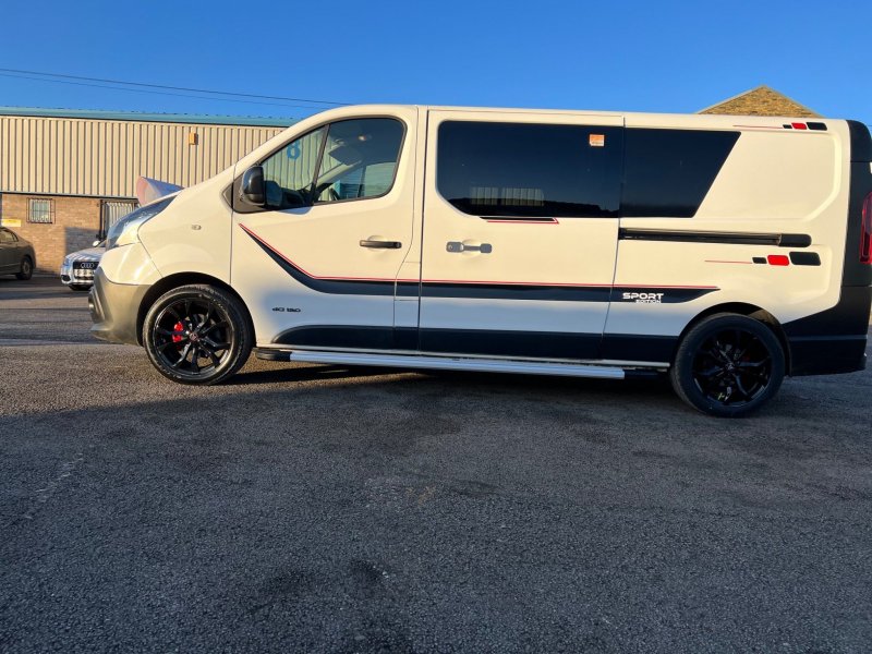 RENAULT TRAFIC