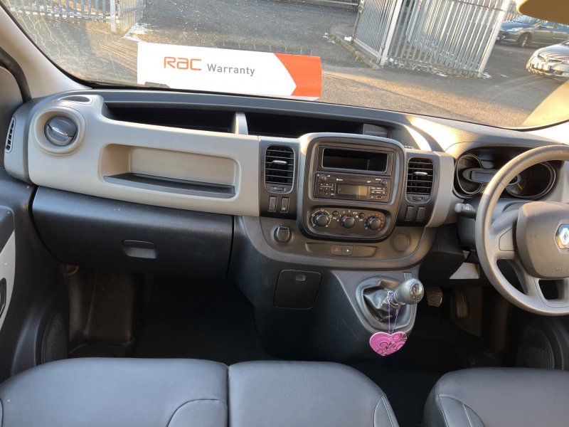 RENAULT TRAFIC