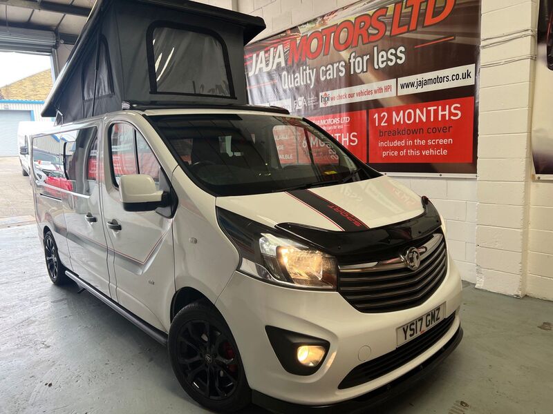 VAUXHALL VIVARO