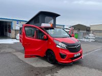 VAUXHALL VIVARO