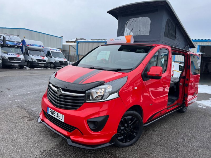 VAUXHALL VIVARO