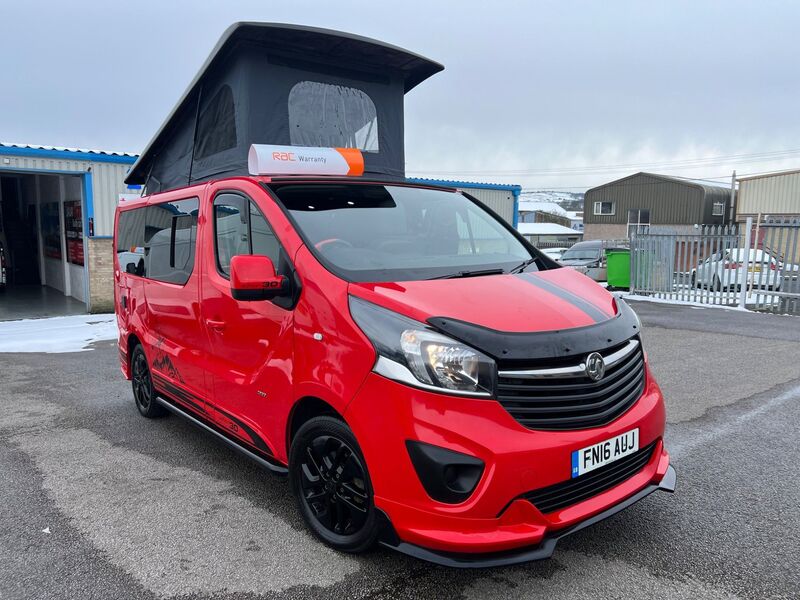 VAUXHALL VIVARO