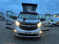 VAUXHALL VIVARO