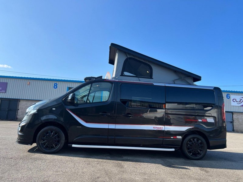 VAUXHALL VIVARO