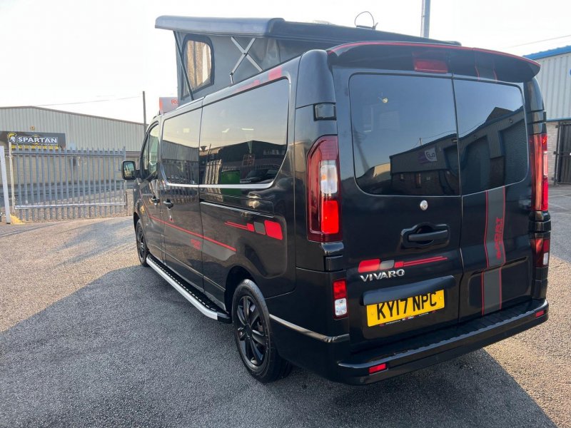 VAUXHALL VIVARO