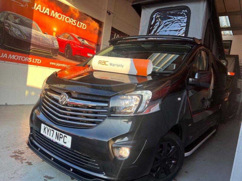 VAUXHALL VIVARO