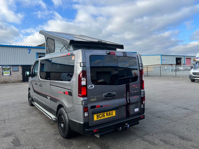RENAULT TRAFIC