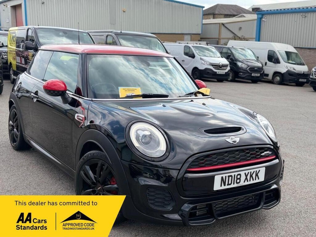 2018 MINI Hatch